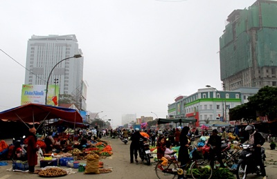 Khai xuân chợ rau đầu năm nơi thành Vinh - 17 Khai xuân chợ rau đầu năm nơi thành Vinh - 17