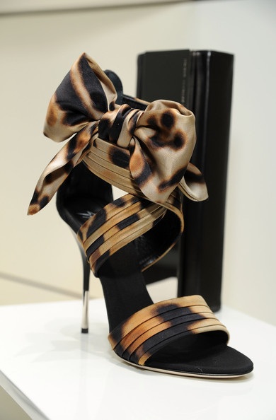 Tưng bừng tiệc khai trương cửa hiệu Giuseppe Zanotti - 2