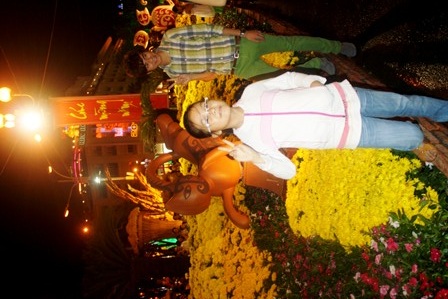 Đường hoa Nguyễn Huệ thu hút hơn 800.000 lượt khách tham quan - 3 Đường hoa Nguyễn Huệ thu hút hơn 800.000 lượt khách tham quan - 3