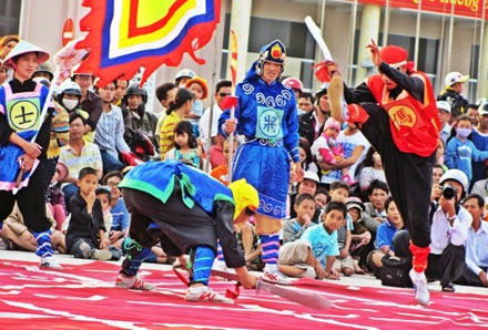 Xem những pha võ thuật độc đáo từ cờ người - 12