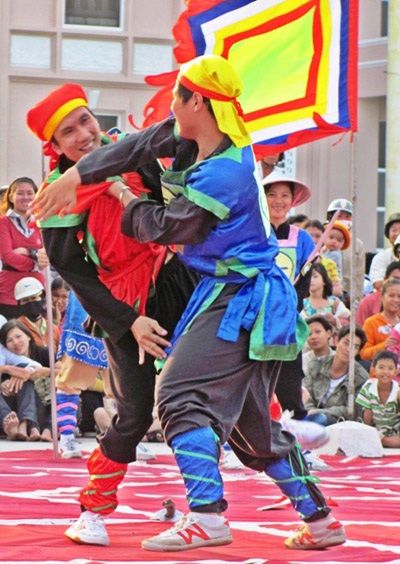 Xem những pha võ thuật độc đáo từ cờ người - 13