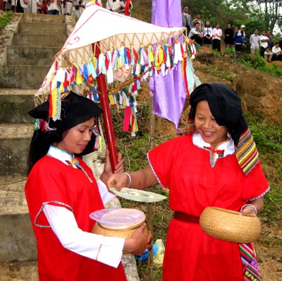 Ấn tượng những nụ cười phụ nữ Thái - 4