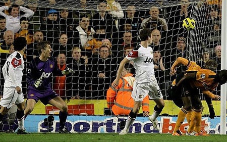 Những khoảnh khắc ấn tượng vòng 26 Premier League - 4