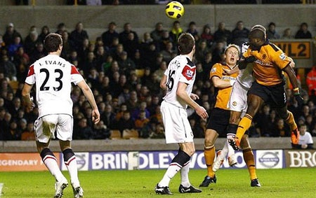 Những khoảnh khắc ấn tượng vòng 26 Premier League - 3