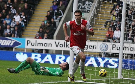 Những khoảnh khắc ấn tượng vòng 26 Premier League - 6