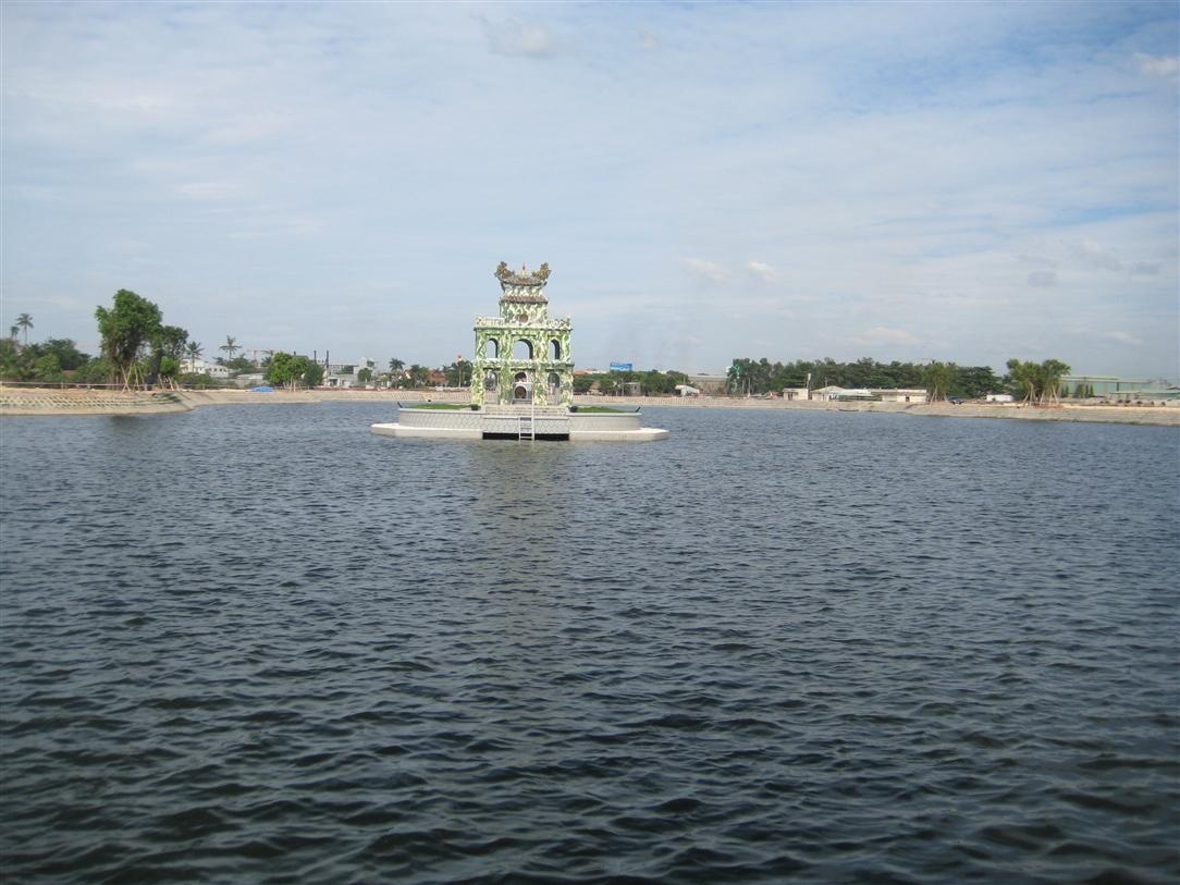 Xây Hồ Gươm ở tỉnh Bình Dương - 1 Xây Hồ Gươm ở tỉnh Bình Dương - 1