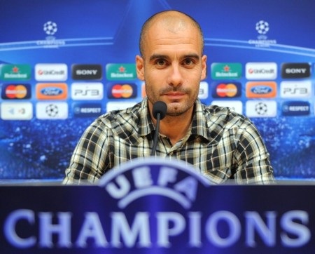 Guardiola gia hạn hợp đồng với Barca đến 2012 - 1 Guardiola gia hạn hợp đồng với Barca đến 2012 - 1