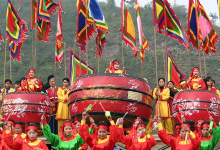 Đầu năm theo vua đi cày - 10