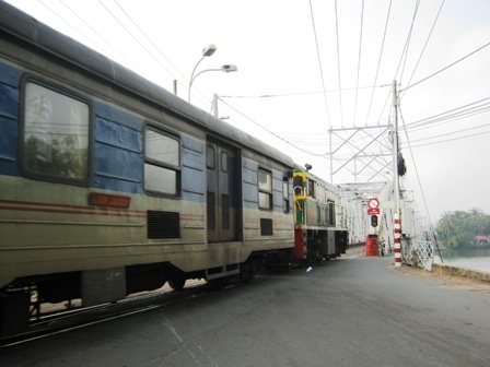 Cầu Ghềnh: Nguy hiểm được báo trước - 6