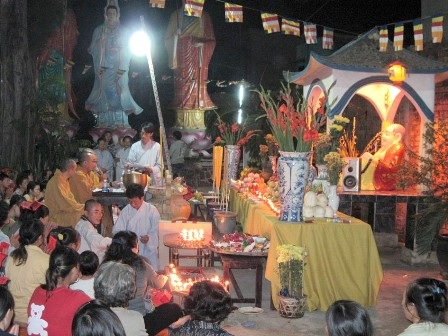 Mùng 8 cúng sao cầu năm mới an lành - 2