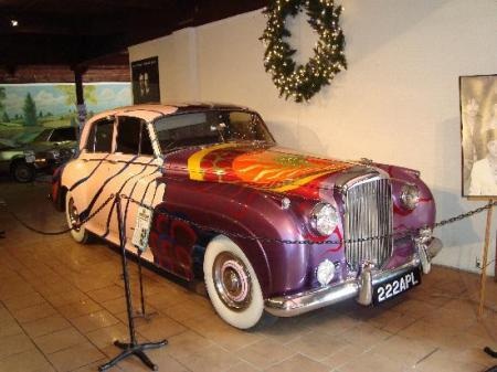 Xe các thành viên The Beatles đã từng đi - 10