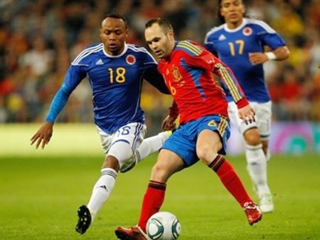 Tây Ban Nha nhọc nhằn đánh bại Colombia - 1