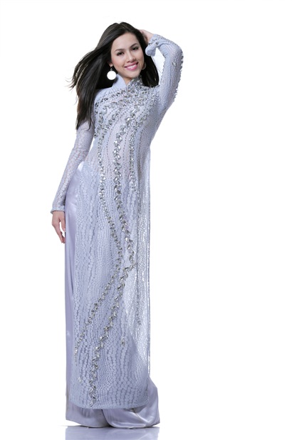 Á hậu Hoàng My duyên dáng áo dài - 1 Á hậu Hoàng My duyên dáng áo dài - 1