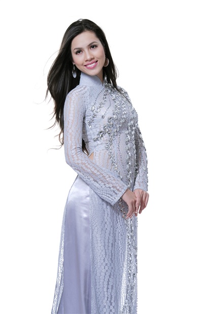 Á hậu Hoàng My duyên dáng áo dài - 2 Á hậu Hoàng My duyên dáng áo dài - 2