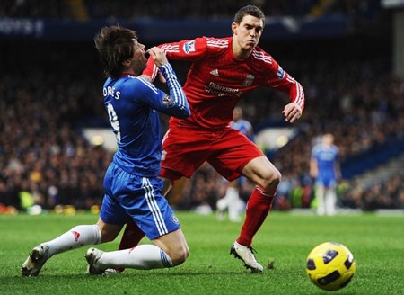 Torres bị chỉ trích vì phản bội Liverpool - 1