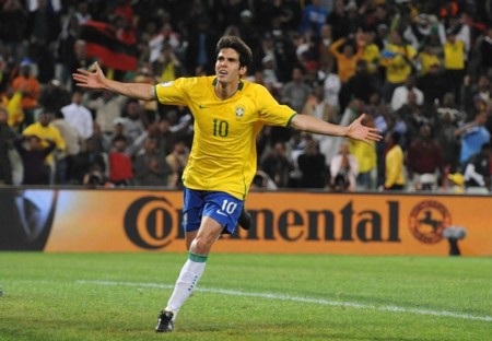 Chelsea sẵn sàng chi 25 triệu bảng vì Kaka - 1 Chelsea sẵn sàng chi 25 triệu bảng vì Kaka - 1