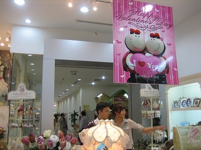 Vincom City Towers - Điểm hẹn Valentine 2011 - 4