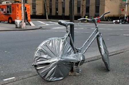 Những kiểu khóa xe hài hước - 9 Những kiểu khóa xe hài hước - 9