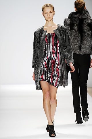 BST đông 2010 của Carlos Miele - 24