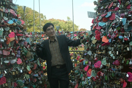 “Ổ khóa tình nhân” của giới trẻ Hàn Quốc - 13 “Ổ khóa tình nhân” của giới trẻ Hàn Quốc - 13