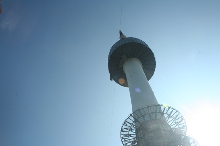 “Ổ khóa tình nhân” của giới trẻ Hàn Quốc - 1 “Ổ khóa tình nhân” của giới trẻ Hàn Quốc - 1