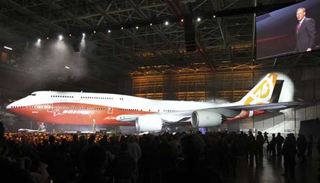 Boeing trình làng máy bay chở khách dài nhất thế giới - 3