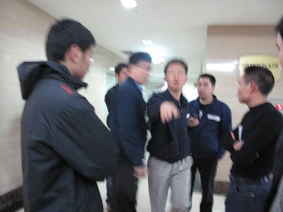 Sẽ sớm làm rõ vụ phóng viên NTNN bị hành hung - 1