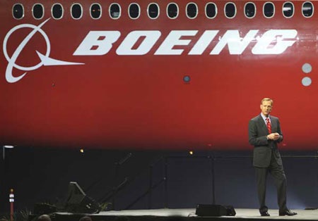 Boeing trình làng máy bay chở khách dài nhất thế giới - 2