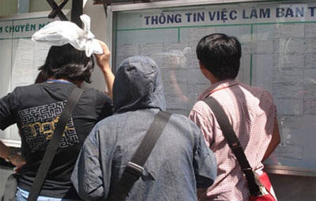 Sinh viên bật mí số tiền “khủng” làm thêm dịp Tết - 2 Sinh viên bật mí số tiền “khủng” làm thêm dịp Tết - 2