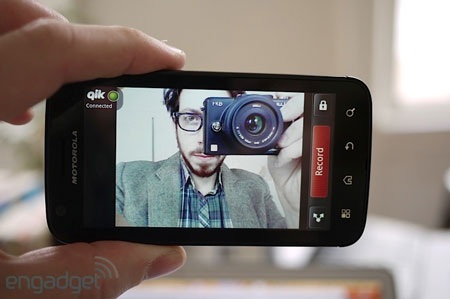 Cận cảnh “siêu phẩm” Motorola Atrix 4G - 12 Cận cảnh “siêu phẩm” Motorola Atrix 4G - 12