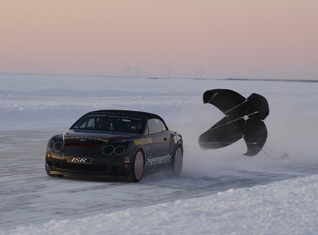 Phá kỷ lục tốc độ trên băng với xe Bentley - 1 Phá kỷ lục tốc độ trên băng với xe Bentley - 1