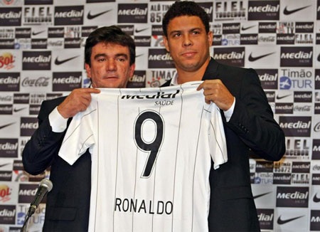 Những cột mốc vinh quang trong sự nghiệp của Ronaldo "béo" - 11 Những cột mốc vinh quang trong sự nghiệp của Ronaldo "béo" - 11
