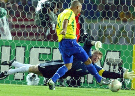 Những cột mốc vinh quang trong sự nghiệp của Ronaldo "béo" - 7 Những cột mốc vinh quang trong sự nghiệp của Ronaldo "béo" - 7