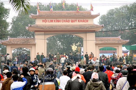Hội Lim đổ bể kế hoạch hát quan họ “chay” - 1 Hội Lim đổ bể kế hoạch hát quan họ “chay” - 1