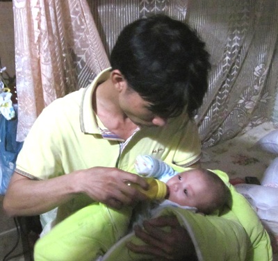 Sự hồi sinh diệu kỳ của cô bé “tí hon” - 1