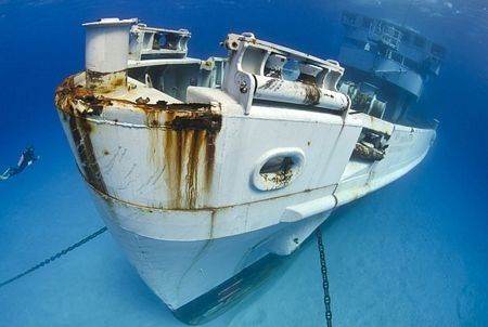 Thăm những con tàu “an toạ” dưới đáy đại dương  - 7