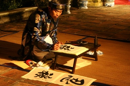 Đắm say hồn thơ xưa dưới đền đài cổ kính - 6