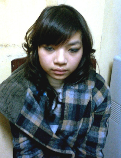 Nữ quái 9X đi buôn ma tuý - 1