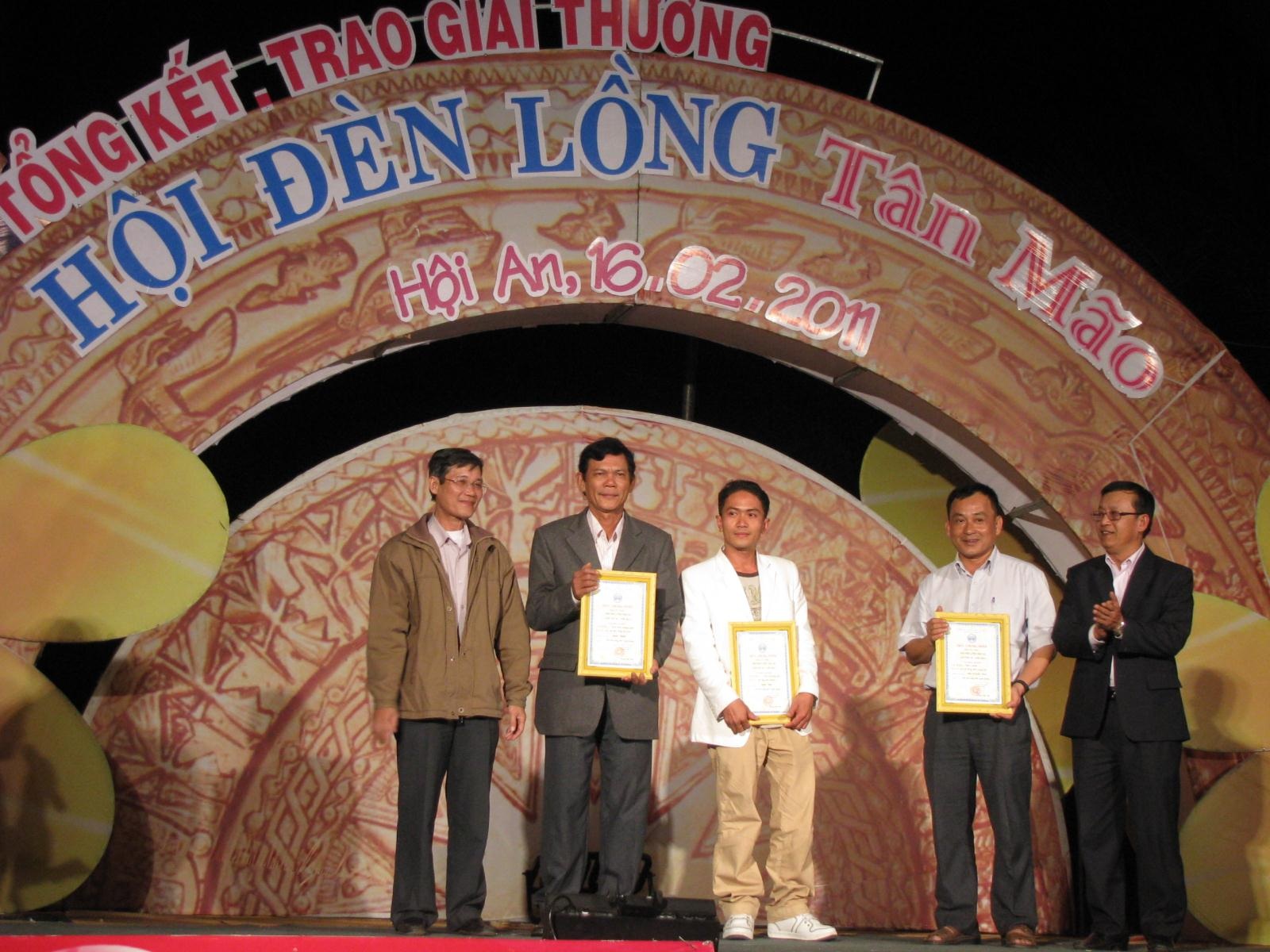 Mãn nhãn với lễ hội đèn lồng Hội An năm Tân Mão - 1