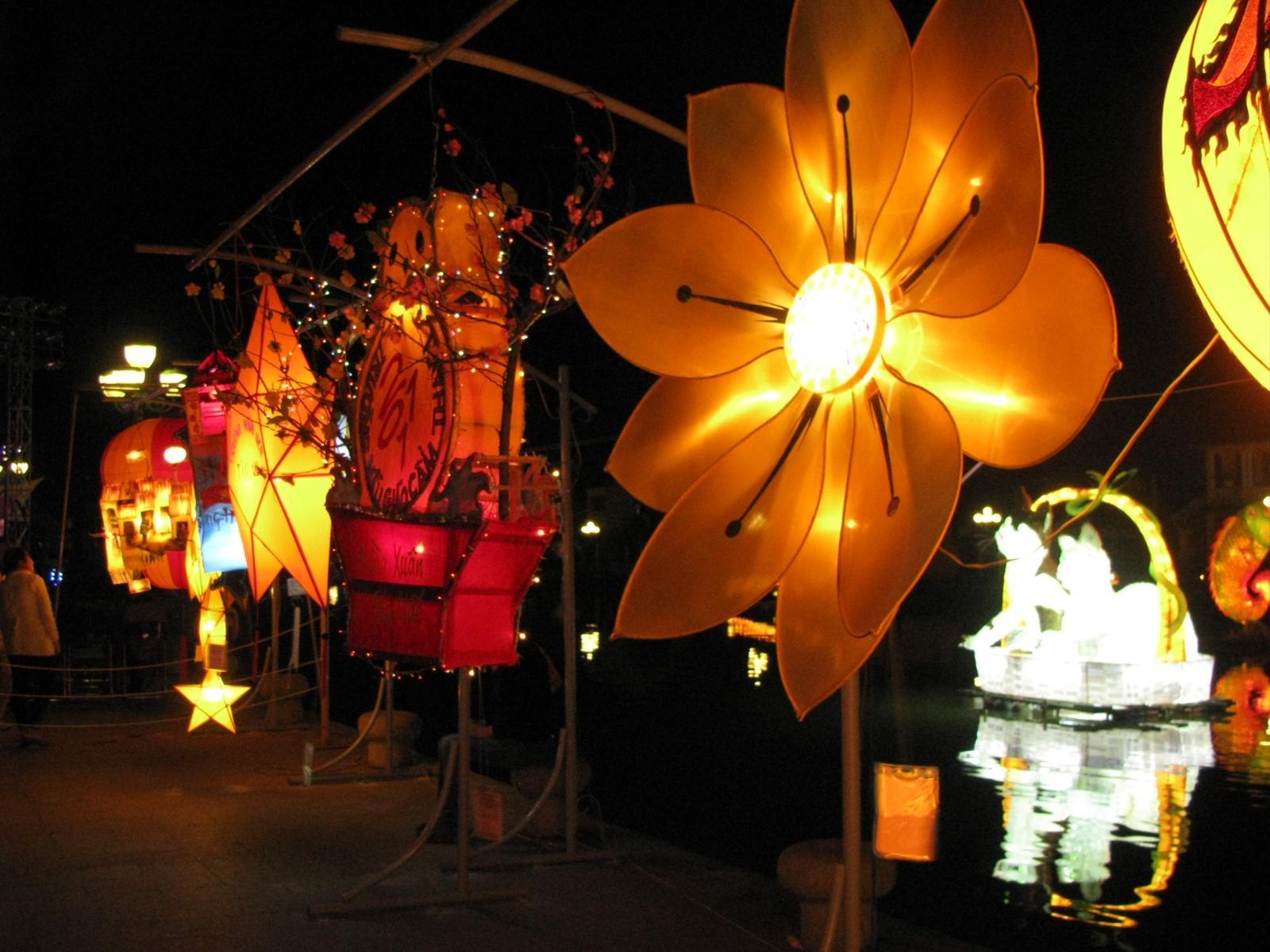 Mãn nhãn với lễ hội đèn lồng Hội An năm Tân Mão - 9