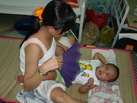 Nhiều trẻ gặp tai nạn thương tâm trong dịp Tết - 2