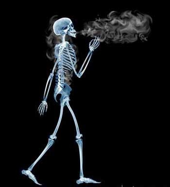 Hút thuốc lá ảnh hưởng đến vẻ ngoài như thế nào? - 1