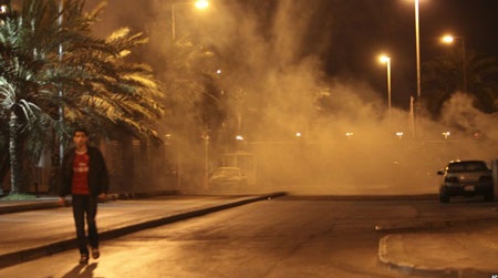 Bahrain giải tán hàng ngàn người biểu tình trong một đêm - 7 Bahrain giải tán hàng ngàn người biểu tình trong một đêm - 7