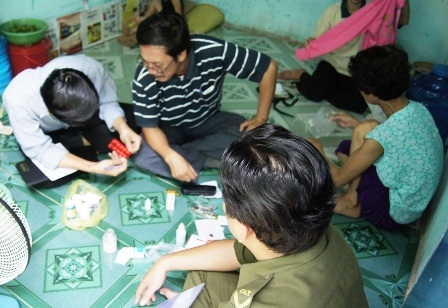 Đình chỉ điểm giữ trẻ có 2 bé ngủ li bì bất thường - 3