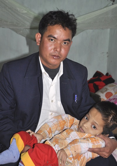 Gã “giám đốc khùng” và 47 đứa con  - 1