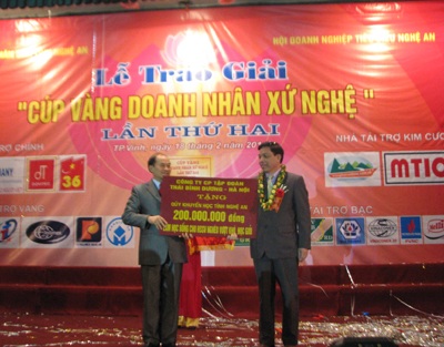 Tôn vinh 37 doanh nhân xuất sắc xứ Nghệ - 3