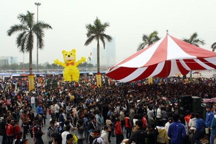 Những giọt máu rực đỏ yêu thương - 1