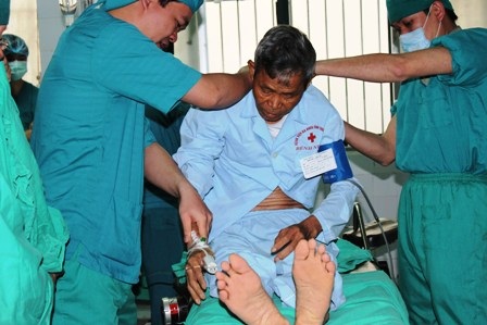 Bệnh viện ĐKTƯ Cần Thơ áp dụng phẫu thuật vi mạch bắc cầu - 1 Bệnh viện ĐKTƯ Cần Thơ áp dụng phẫu thuật vi mạch bắc cầu - 1