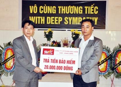 12 nạn nhân vụ chìm tàu được nhận tiền bảo hiểm - 1 12 nạn nhân vụ chìm tàu được nhận tiền bảo hiểm - 1