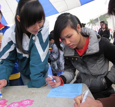 Bộ Trưởng Bộ Y tế sẻ chia giọt máu hồng - 5